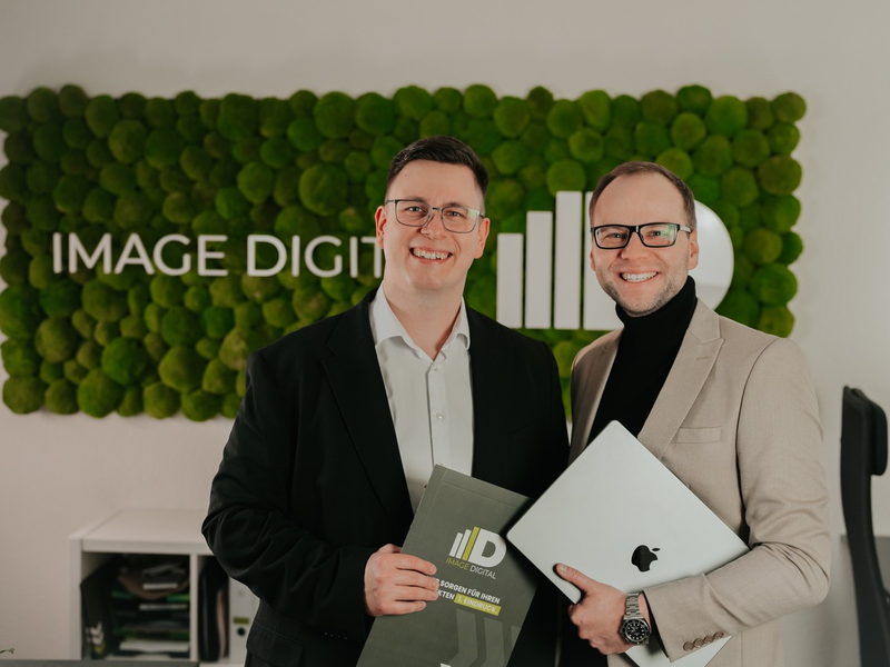 Als Gewinner durch die Krise: Tim Hennig und Christian Schäfer von Image Digital zeigen, wie Unternehmen die kommenden Turbulenzen durchstehen und gestärkt daraus hervorgehen - Foto: presseportal.de