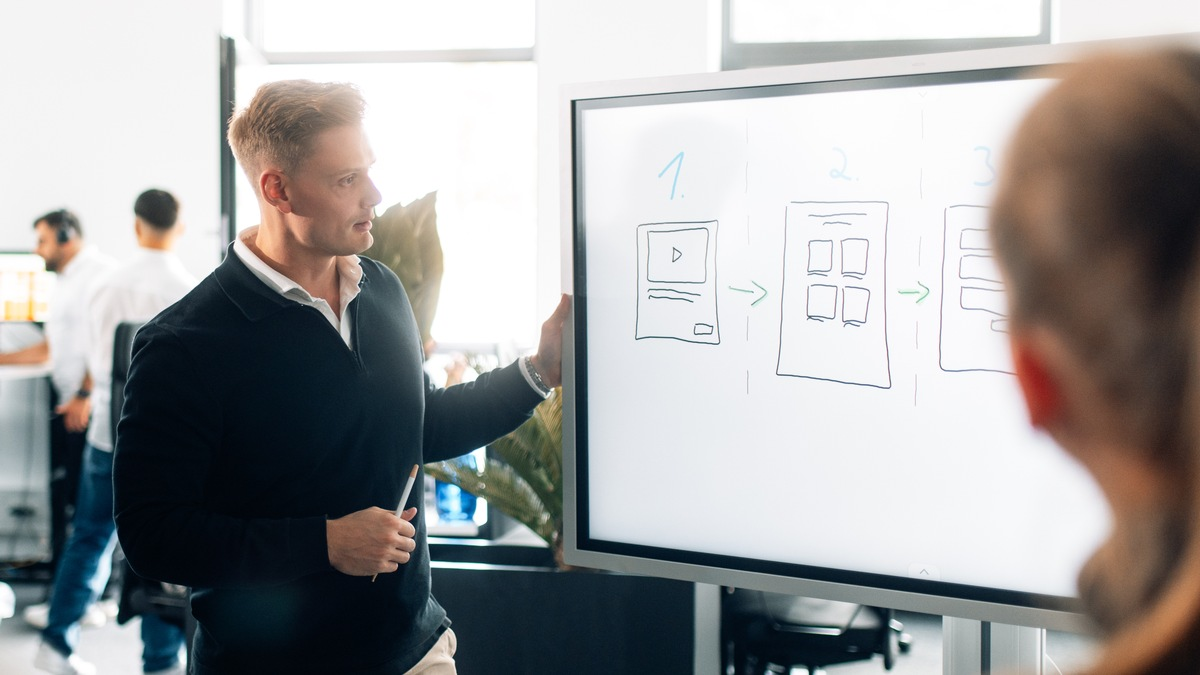 Marvin Flenche von der A&M Unternehmerberatung GmbH verrät: Das muss sich 2024 im Handwerk ändern - Foto: presseportal.de