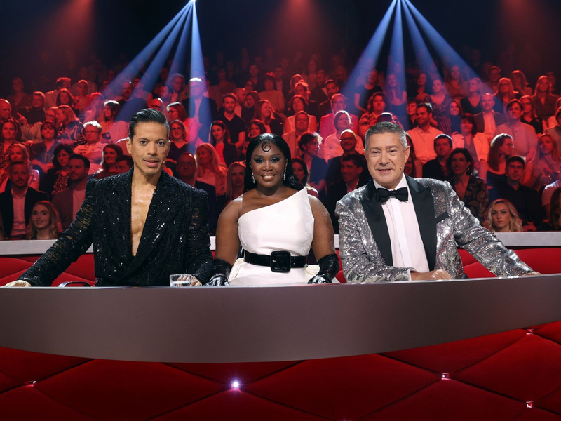 Die Jury der Tanz-Show «Let's Dance» mit Jorge González, Motsi Mabuse und Joachim Llambi (l-r). - Foto: Frank W. Hempel/RTL+ /dpa