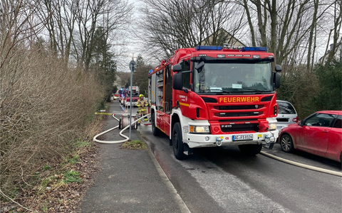 FW-Stolberg: Brand einer Gartenlaube - Foto: presseportal.de