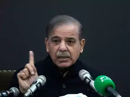 Hatte das Amt des Premiers bereits zwischen April 2022 und August 2023 bekleidet: Shehbaz Sharif. - Foto: K.M. Chaudary/AP/dpa