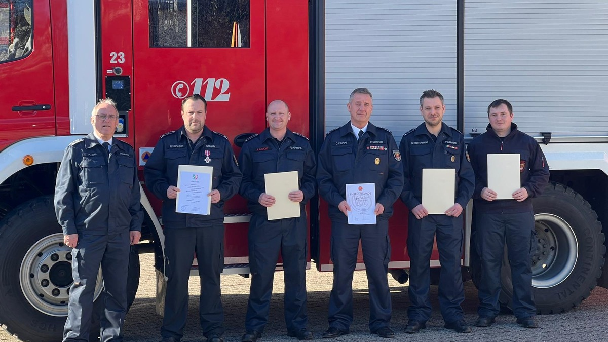 FW-MK: Führungswechsel im Löschzug West - Foto: presseportal.de
