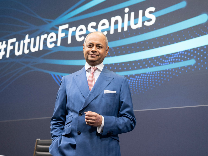 Vorstandschef Michael Sen hofft, dass US-Zölle auf Pharmazeutika nicht kommen (Archivbild) - Foto: Boris Roessler/dpa