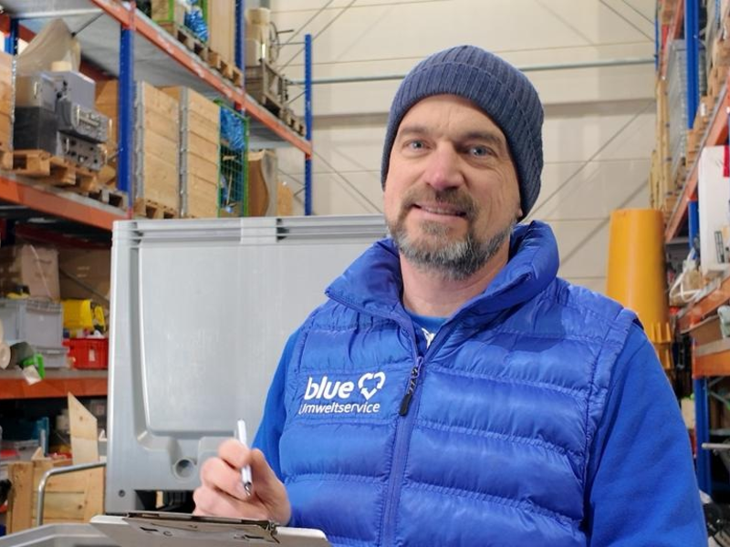 Haushaltsauflösung vom Profi: Ralf Gerstenlauer von der blue Umweltservice GmbH verrät, worauf es bei der Wahl eines seriösen Entrümplers ankommt - Foto: presseportal.de