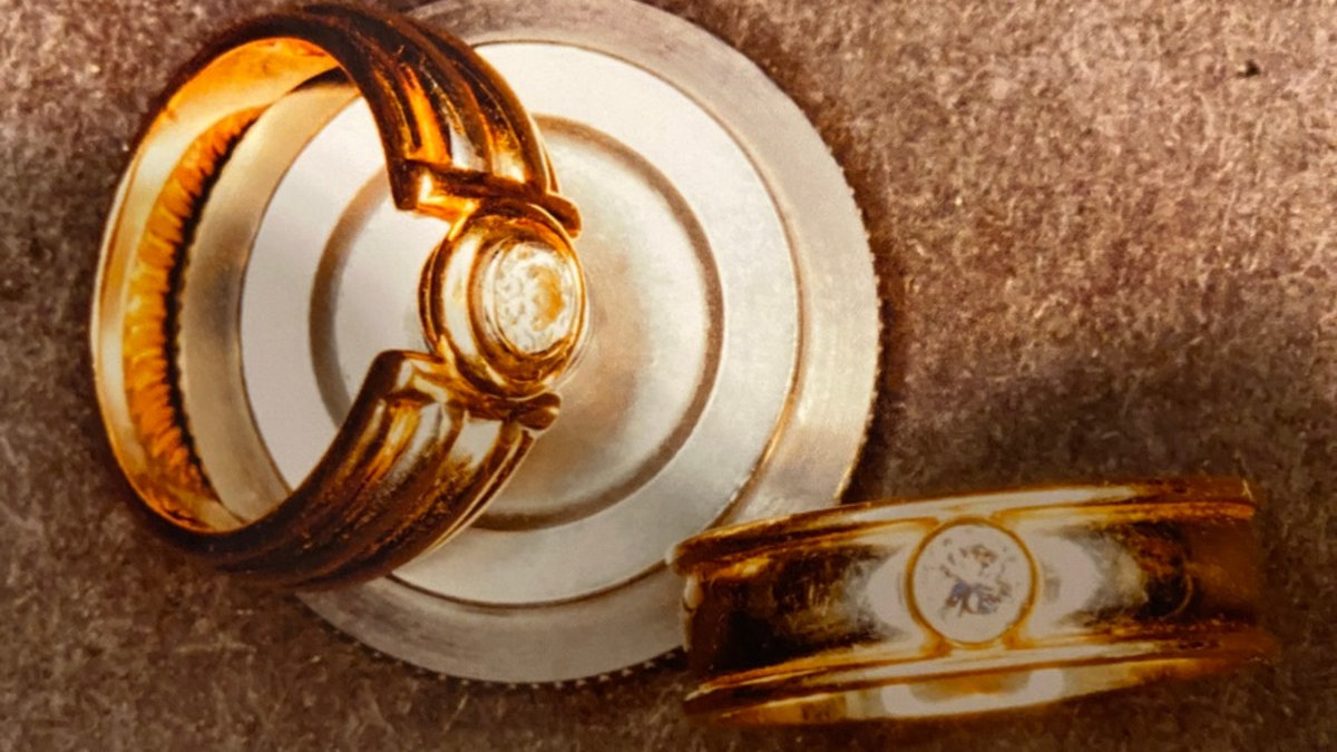 POL-FL: Glücksburg - Suche nach gestohlenem Goldschmuck - Foto: presseportal.de