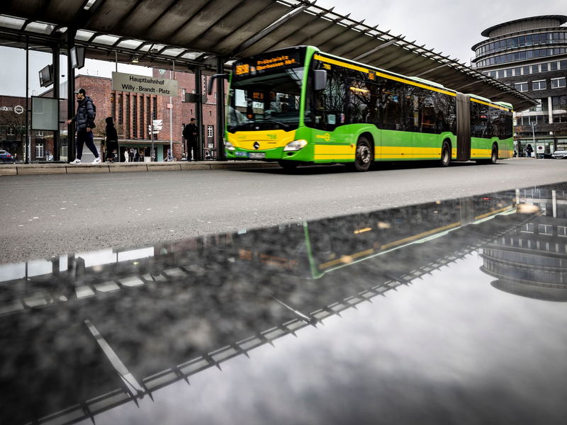 Vor dem tödlichen Messerangriff auf zwei Ukrainer in Oberhausen im Februar gab es für die jugendlichen Tatverdächtigen Hilfsangebote vom Staat. - Foto: Christoph Reichwein/dpa