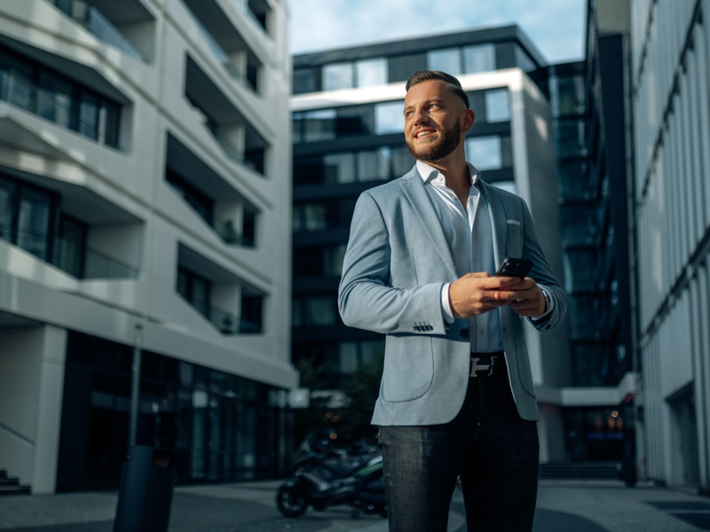 Julian Jehn von der Jehn & Peters GmbH: So gewinnen Industrieunternehmen Neukunden und sichern sich lokale Dominanz - Foto: presseportal.de