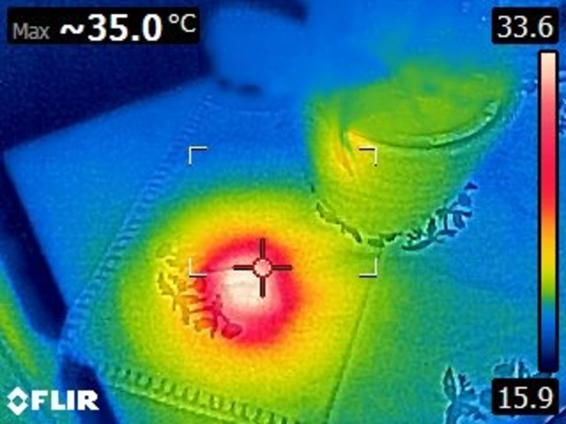 FW Ratingen: Brand eines Smartphone-Akku Glücklicher Zufall verhindert Wohnungsbrand - Foto: presseportal.de