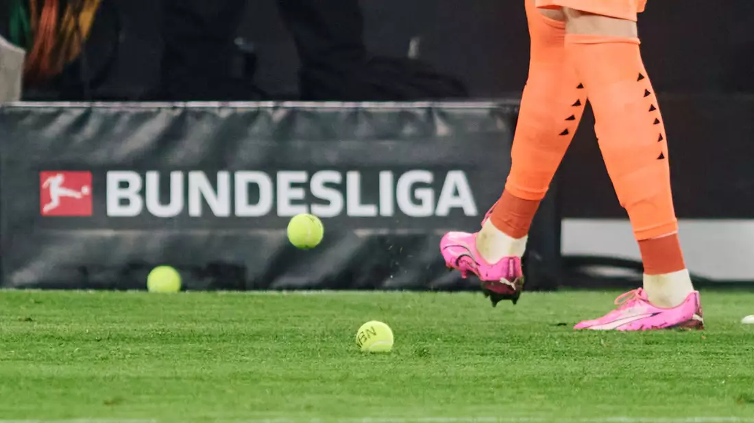 Der Kontrollausschuss des Deutschen Fußball-Bundes (DFB) will bei den Strafen moderat vorgehen. - Bild: Bernd Thissen/dpa
