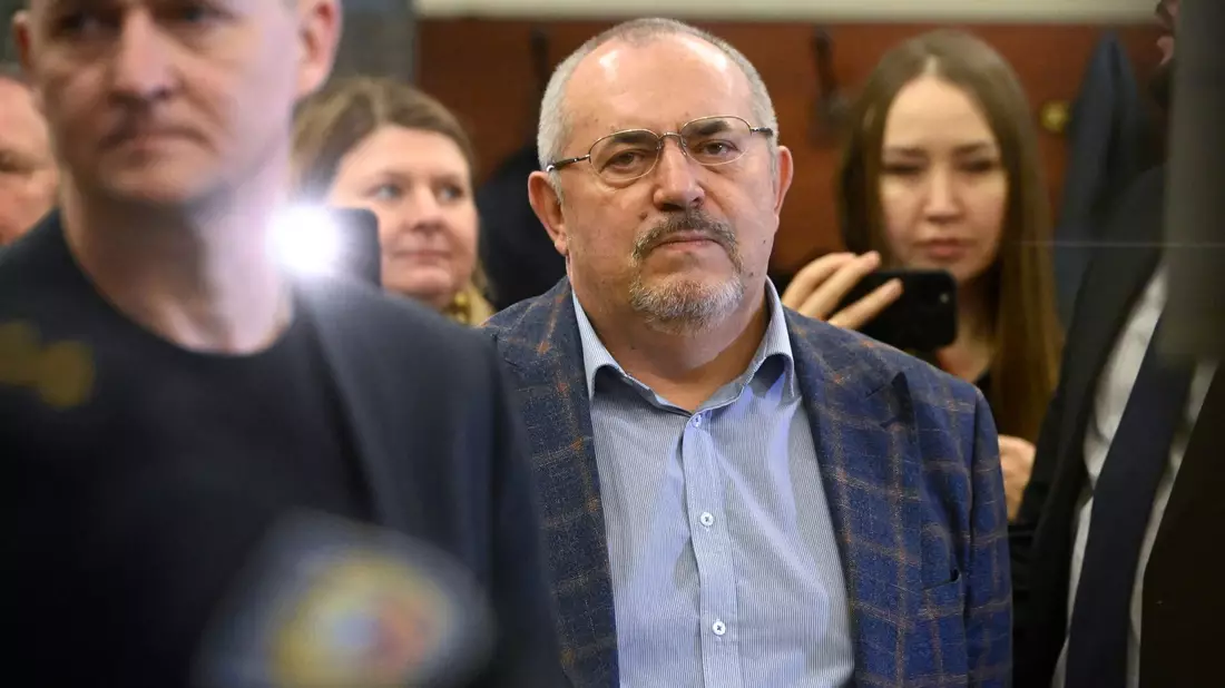 Mit seiner Anti-Kriegs-Haltung erntete Boris Nadeschdin zum Ärger des Kreml von vielen Landsleuten großen Zuspruch. - Bild: Dmitry Serebryakov/AP/dpa