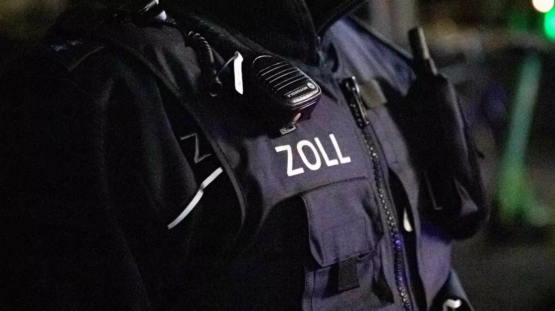 HZA-OL: Illegaler Dampf in Shisha-Bars / Kontrollen im Oldenburger Stadtgebiet - Bild: presseportal.de