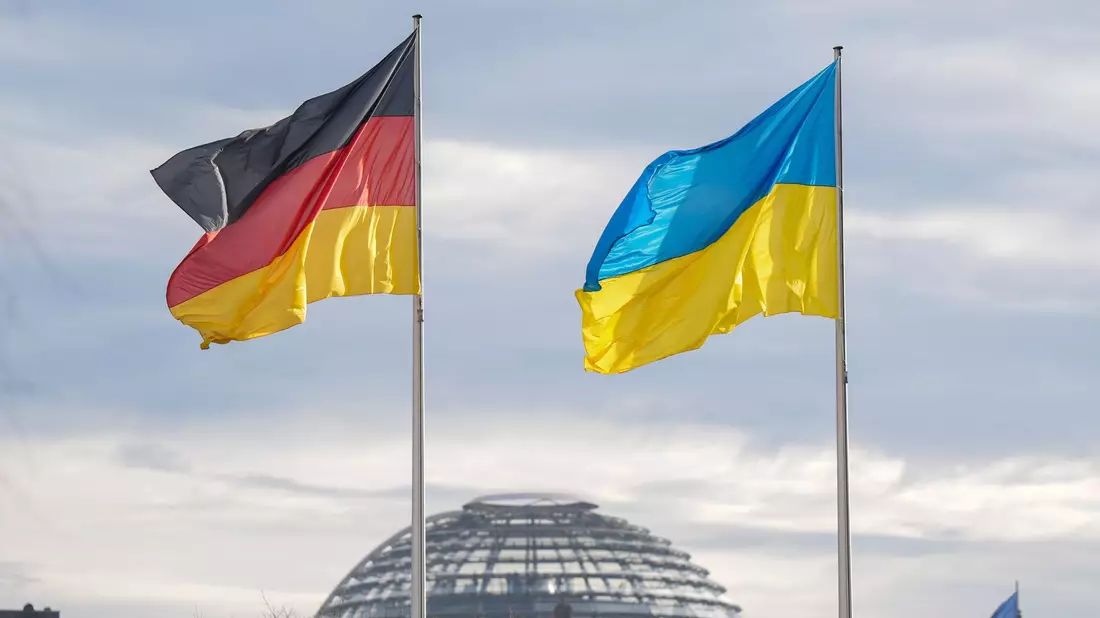 Die meisten Ukrainer lebten im Oktober 2023 in den bevölkerungsreichsten Bundesländern Nordrhein-Westfalen (234.000), Bayern (168.000), und Baden-Württemberg (159.000). - Bild: Michael Kappeler/dpa