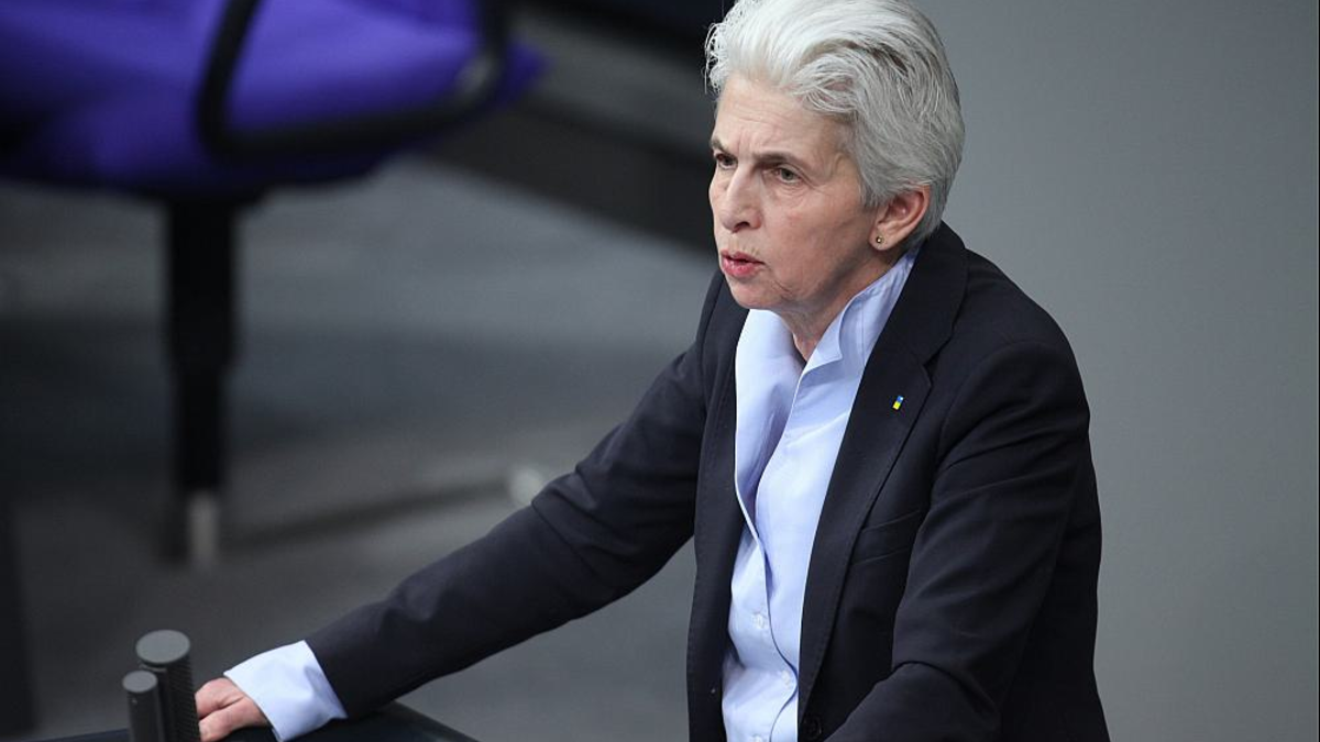 Marie-Agnes Strack-Zimmermann am 22.02.2024 in der Debatte zum Debatte zum Ampel-Antrag 