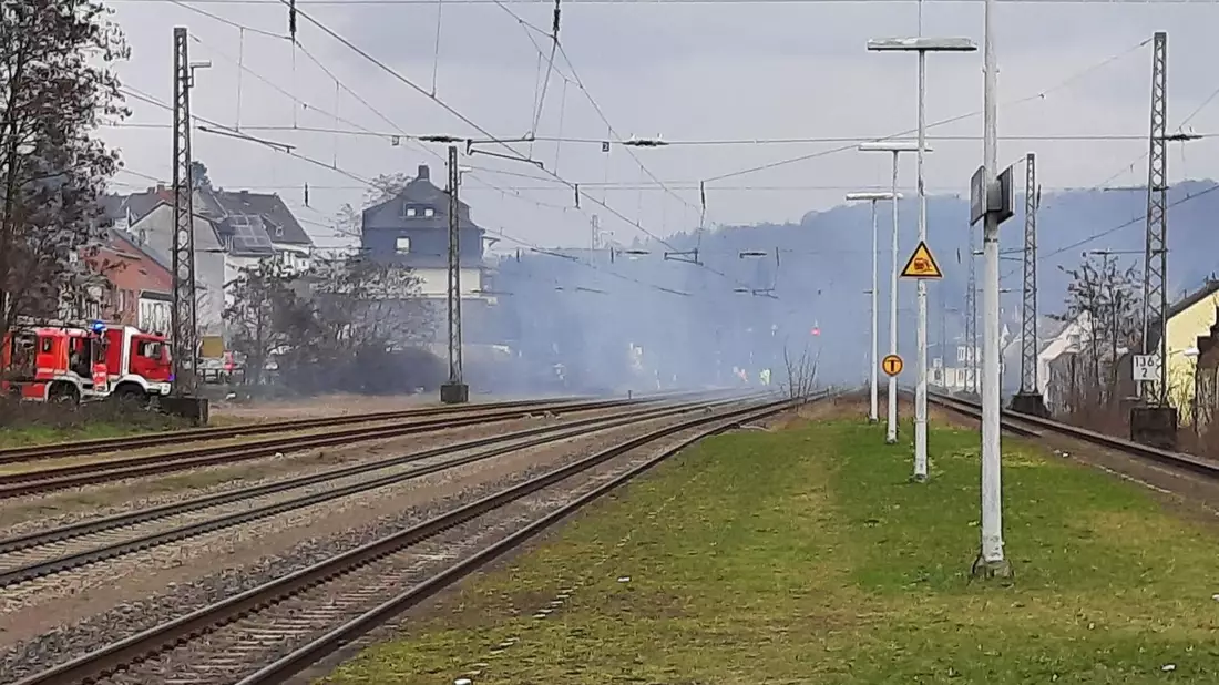 BPOLI-SB: Bundespolizeiinspektion Saarbrücken unterstützt bei Wohnhausbrand - Bild: presseportal.de