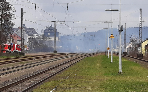 BPOLI-SB: Bundespolizeiinspektion SaarbrĂŒcken unterstĂŒtzt bei Wohnhausbrand - Foto: presseportal.de BPOLI-SB: Bundespolizeiinspektion SaarbrĂŒcken unterstĂŒtzt bei Wohnhausbrand - Foto: presseportal.de