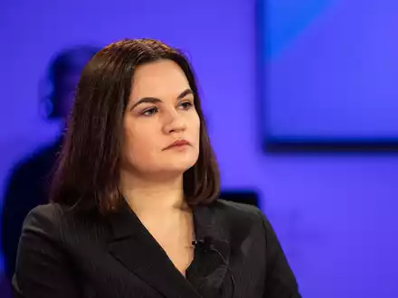 Die belarussische Oppositionsführerin Swetlana Tichanowskaja sieht die Wahl in Belarus als eine Scheinwahl. - Foto: Hannes P Albert/dpa
