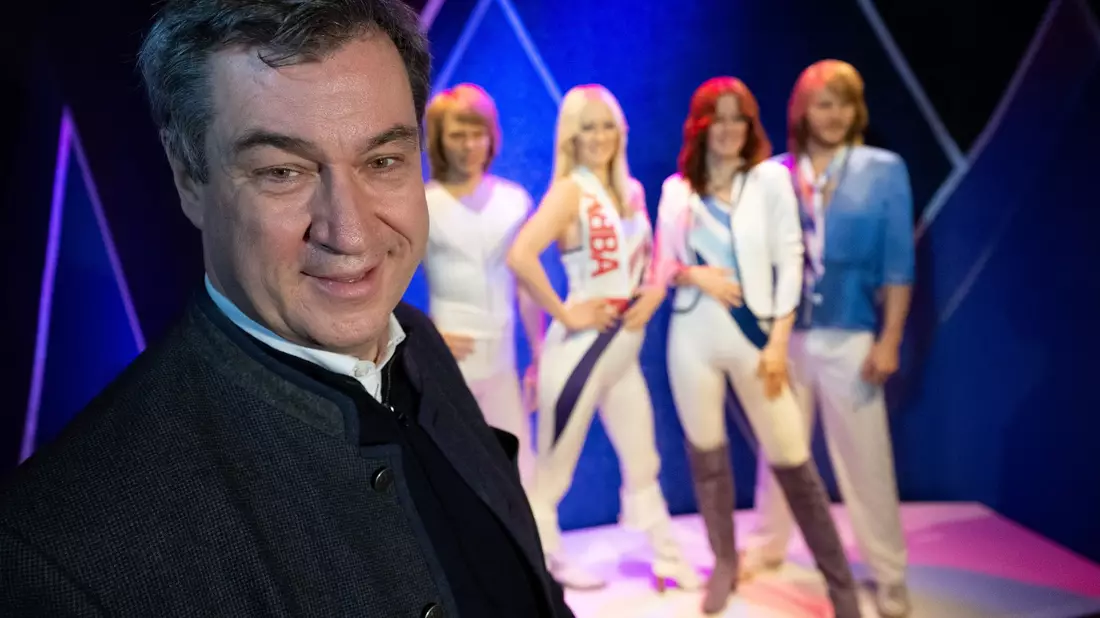 CSU-Chef Markus Söder besucht das ABBA-Museum in Stockholm. - Bild: Sven Hoppe/dpa