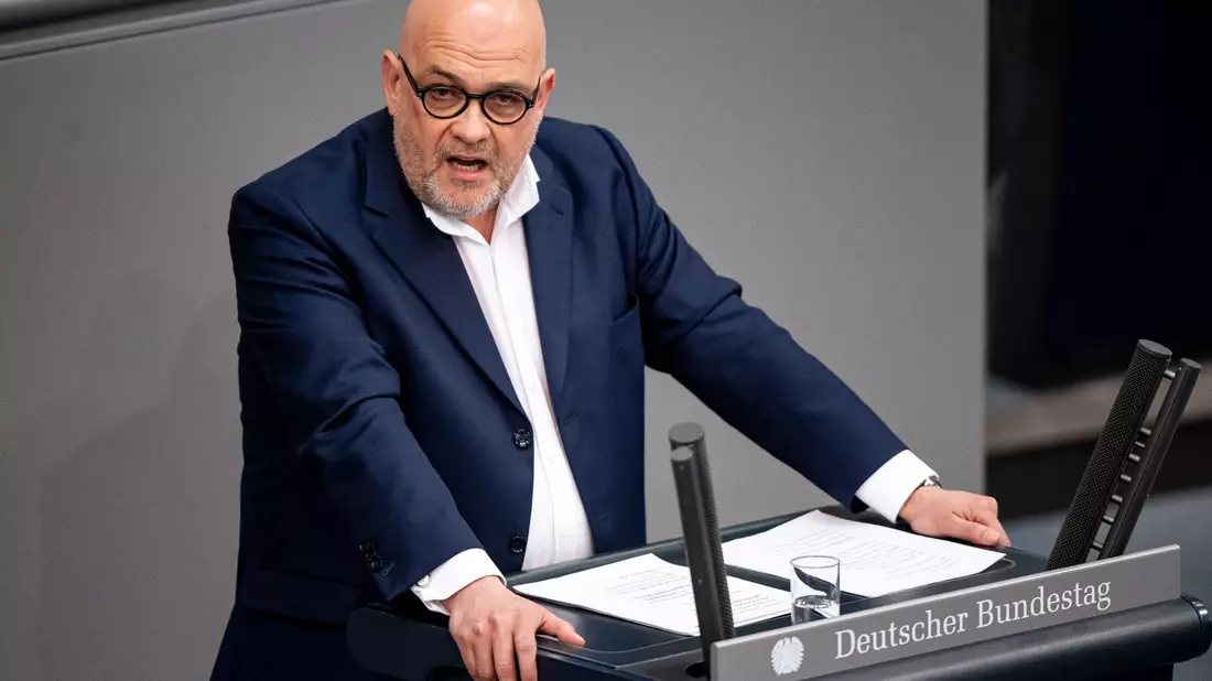 Lars Lindemann (FDP) gehört zu den vier Berliner Abgeordneten, die bei der Wahlwiederholung ihr Bundestagsmandat verloren haben. - Bild: Fabian Sommer/dpa