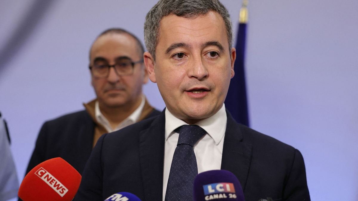 Das Einwanderungsgesetz, ohne das eine so schnelle Abschiebung nicht möglich gewesen wäre, mache Frankreich stärker, sagt Innenminister Gérald Darmanin. - Foto: Thomas Samson/AFP/dpa