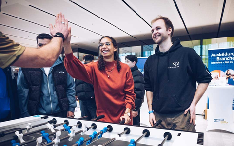 Karriere Kick in Darmstadt: Ibonic GmbH verbindet Nachwuchstalente mit führenden Unternehmen - Foto: presseportal.de Karriere Kick in Darmstadt: Ibonic GmbH verbindet Nachwuchstalente mit führenden Unternehmen - Foto: presseportal.de