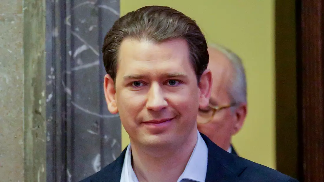 Österreichs Ex-Kanzler Sebastian Kurz erscheint zum voraussichtlich letzten Prozesstag vor dem Landgericht Wien. - Bild: Heinz-Peter Bader/AP/dpa