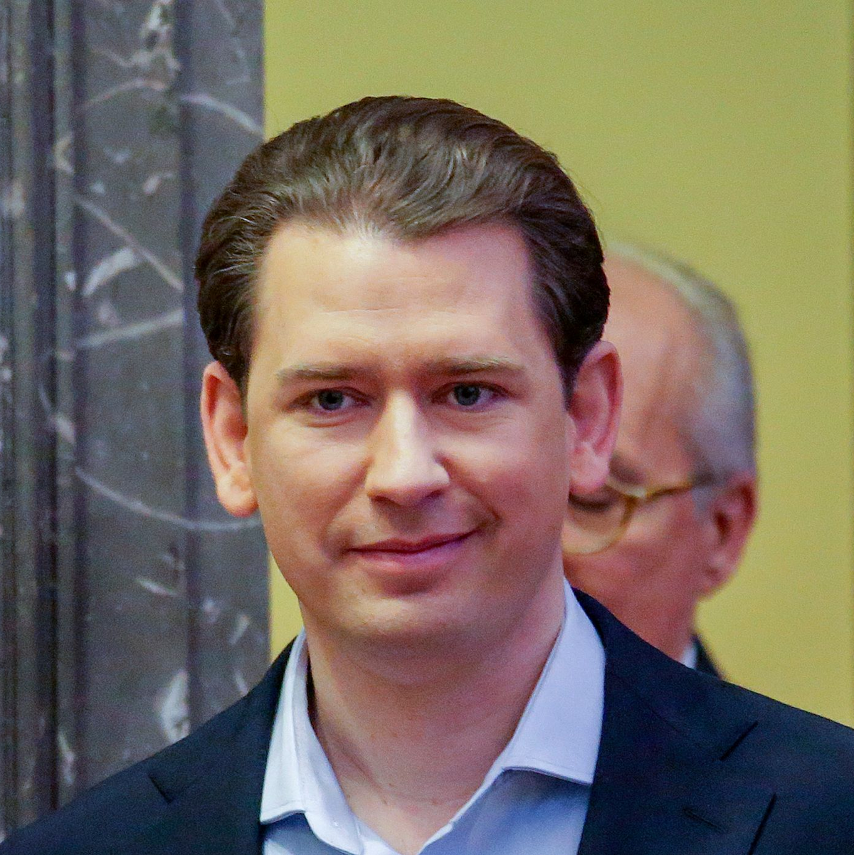 Österreichs Ex-Kanzler Sebastian Kurz erscheint zum voraussichtlich letzten Prozesstag vor dem Landgericht Wien. - Foto: Heinz-Peter Bader/AP/dpa