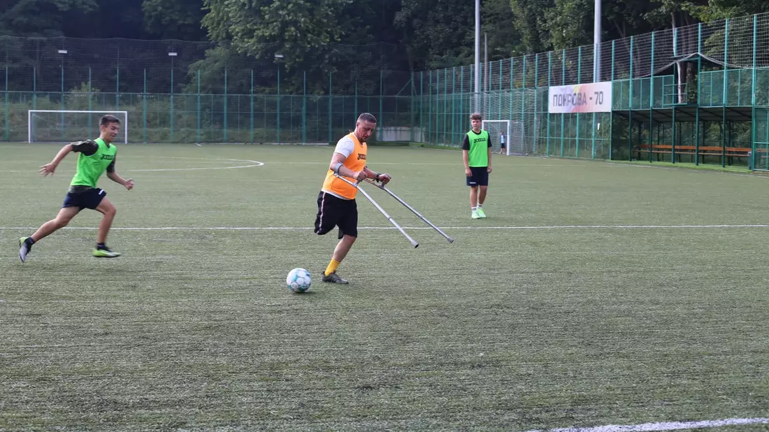 Ukraine: Fußball als Therapie / Don Bosco hilft Kriegsversehrten - Bild: presseportal.de