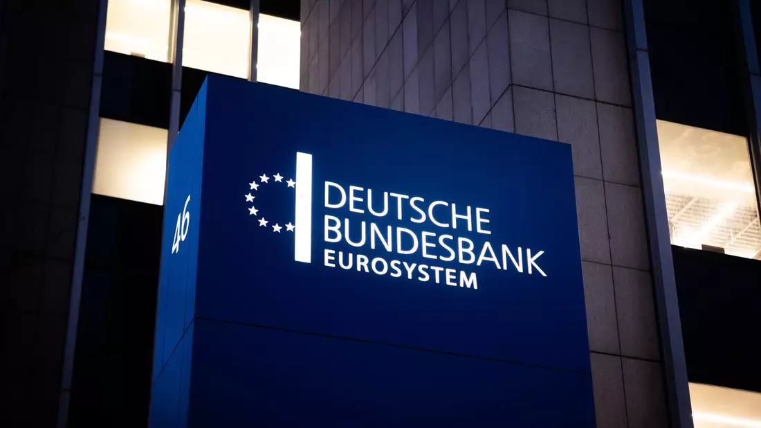 Der Bundesbank-Chef sagt, das Finanzpaket für Verteidigung und Infrastruktur dürfe nicht zum Stopfen von Haushaltslöchern eingesetzt werden. (Symbolbild) - Bild: Lando Hass/dpa