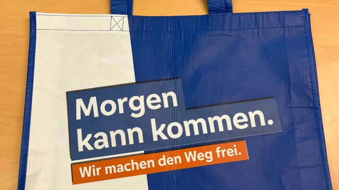 POL-MFR: (201) Tasche mit Bargeld entrissen - Erneuter Zeugenaufruf - Bild: presseportal.de
