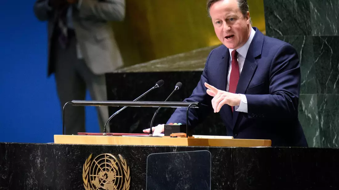 «Wir sind mit einer Situation furchtbaren Leidens in Gaza konfrontiert»: David Cameron. - Bild: Bernd von Jutrczenka/dpa