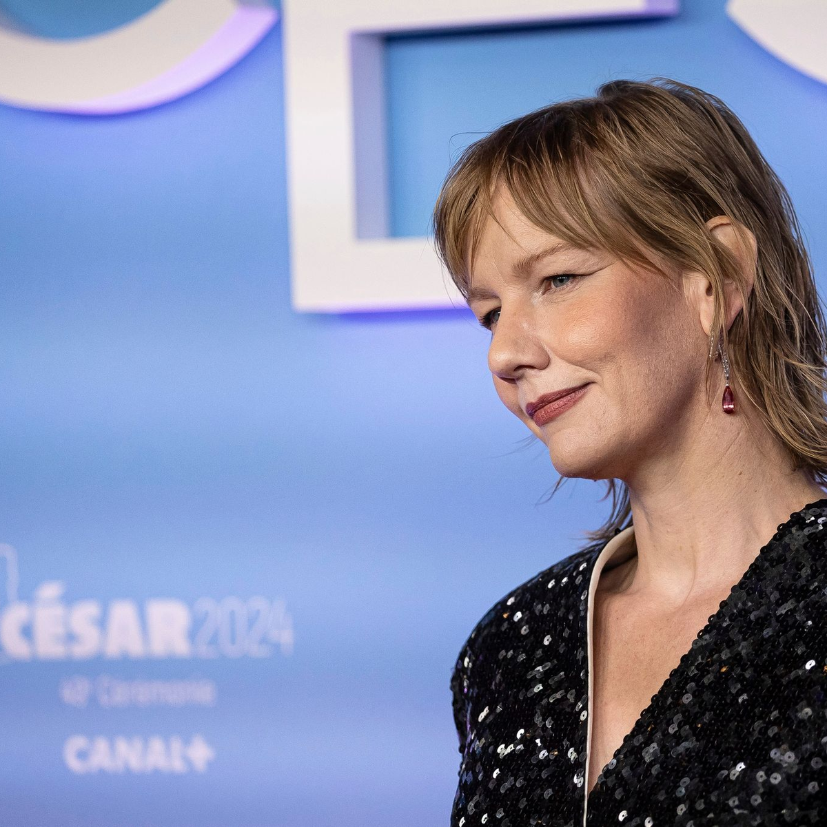 Sandra Hüller gewinnt für ihre Leistung in «Anatomie eines Falls» den französischen César-Filmpreis als beste Schauspielerin. - Foto: Aurelien Morissard/AP/dpa