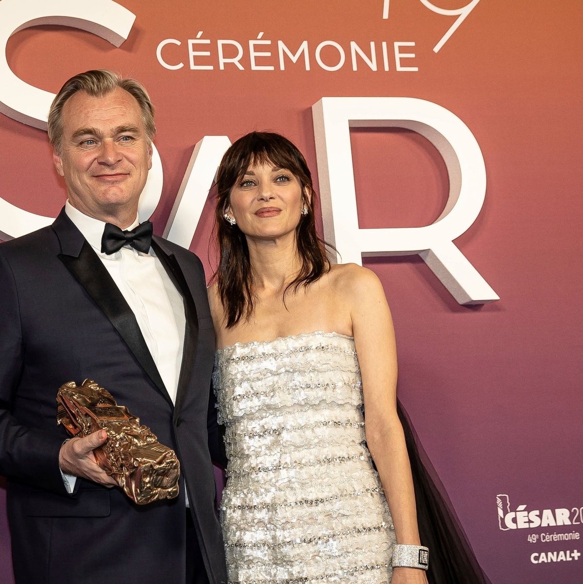 Die Französin Marion Cotillard (r) spielte in mehreren Filmen unter Christopher Nolan mit. - Foto: Aurelien Morissard/AP/dpa