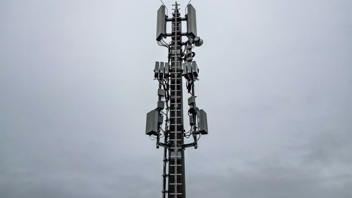 Mit einem geplanten Messtool, sollen Verbraucherinnen und Verbraucher zukünftig in der Lage sein ihre Mobilfunkqualität zu messen. - Foto: Jan Woitas/dpa