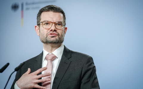 Justizminister Marco Buschmann (FDP) will einen Entwurf zur Absicherung des Verfassungsgerichts vorlegen. - Foto: Kay Nietfeld/dpa