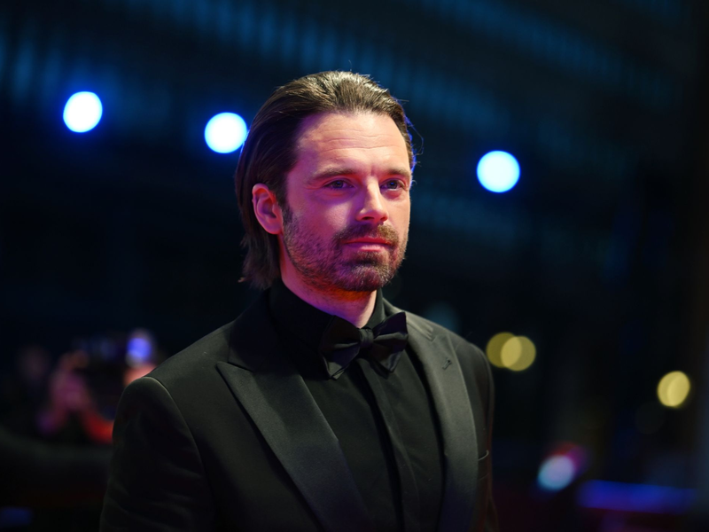 Beste schauspielerische Leistung in einer Hauptrolle: Sebastian Stan, hier bei der Abschlussgala im Berlinale Palast. - Foto: Britta Pedersen/dpa