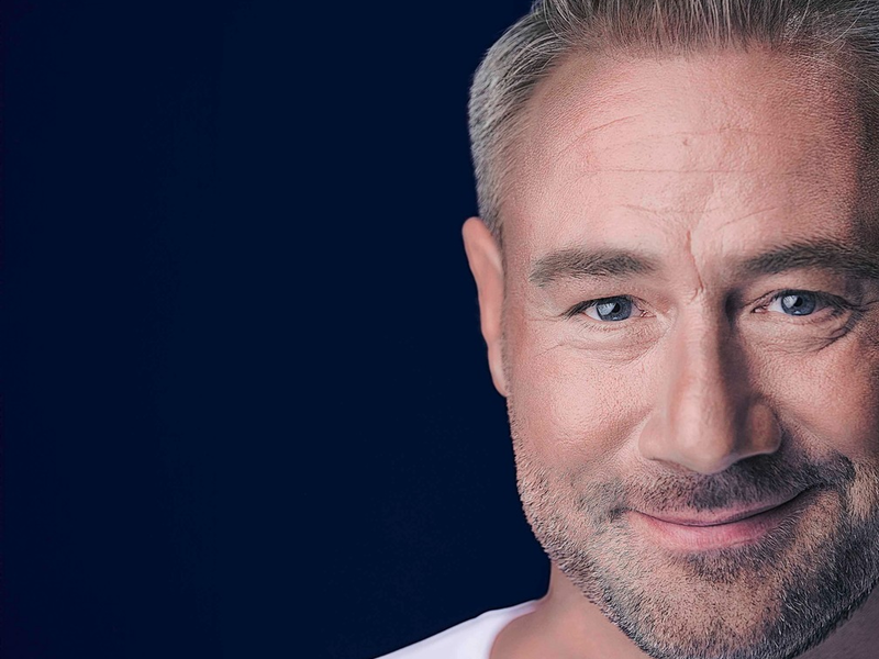 Sänger Sasha Röntgen-Schmitz: Endlich erwachsen! / Die Jugendikone der 1990er gibt statt Liebestipps in der Bravo jetzt Ratschläge in Sachen Gesundheit - Foto: presseportal.de