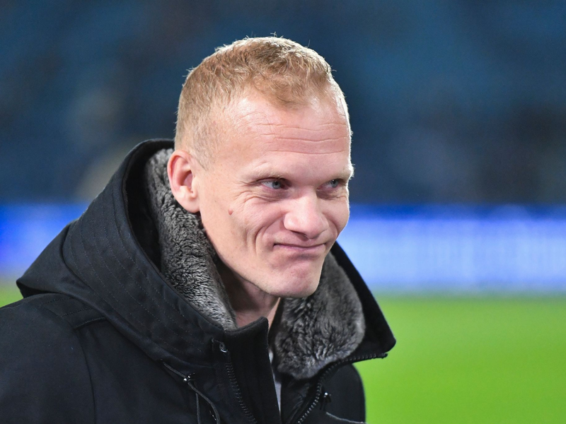 Trainer Karel Geraerts glaubt beim FC Schalke 04 an die Wende. - Foto: Christophe Gateau/dpa
