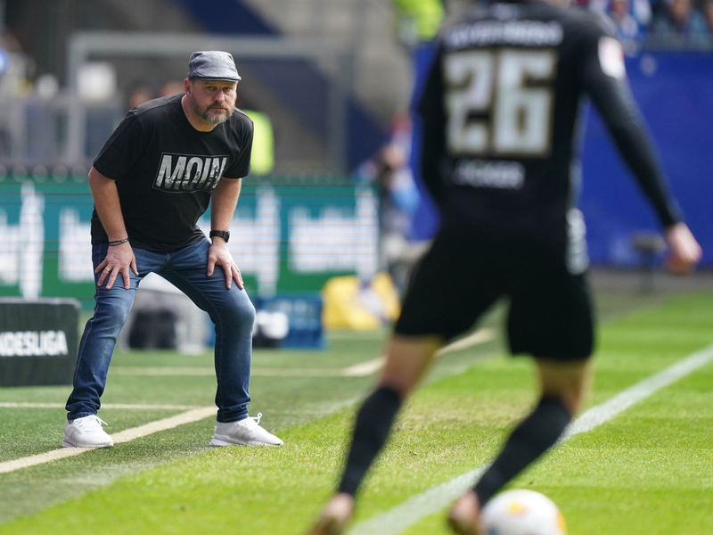 Ab sofort hören die Fußballer von Union Berlin auf das Kommando von Trainer Steffen Baumgart. - Foto: Marcus Brandt/dpa