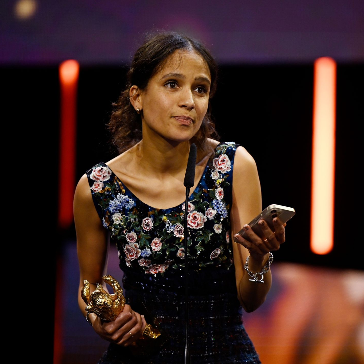 Der Dokumentarfilm «Dahomey» von Mati Diop erhielt auf der Berlinale den Goldenen Bären in der Kategorie Bester Film. - Foto: Monika Skolimowska/dpa
