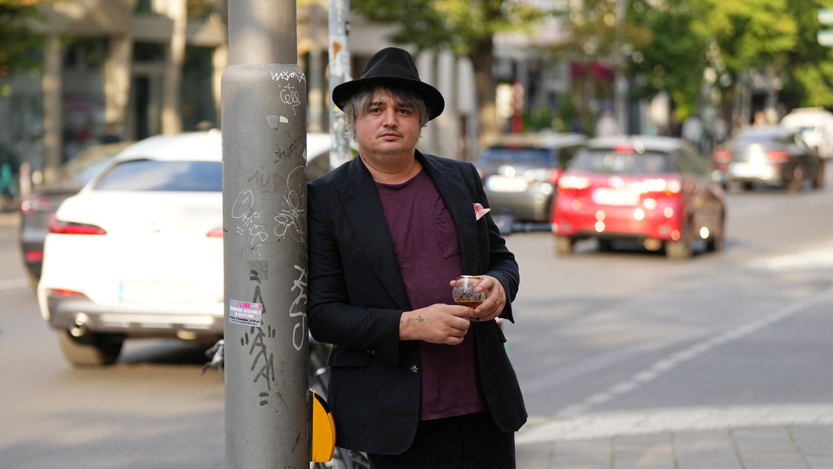 «Ich bin ein Vielfraß. Das ist kein Scherz. Bei mir wurde Typ-2-Diabetes diagnostiziert», sagte der britische Musiker Pete Doherty in einem Interview mit dem «Guardian». - Foto: Soeren Stache/dpa