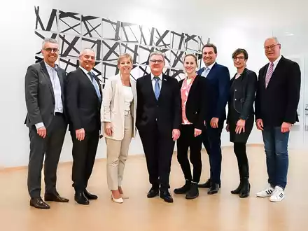 LSB-Präsident Stefan Klett einstimmig im Amt bestätigt - Votum für Olympiabewerbung / Mitgliederversammlung 2024 in Essen - Foto: presseportal.de