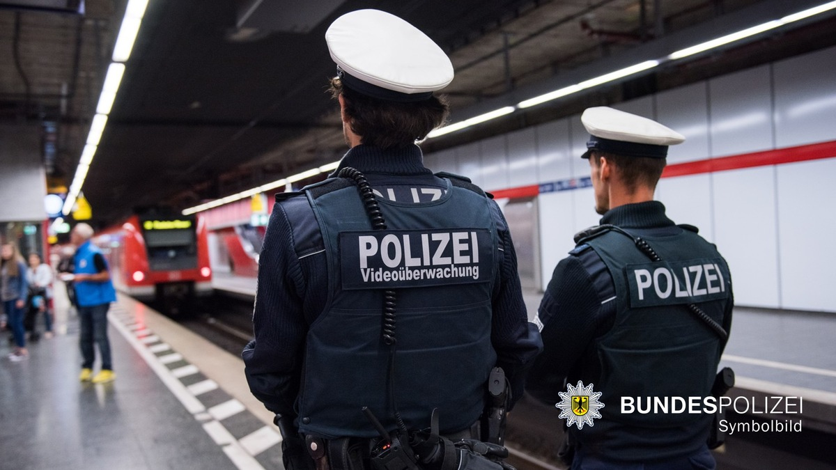 Bundespolizeidirektion München: Attacke am Münchner Hauptbahnhof / Jugendliche gehen auf Reisende los - Foto: presseportal.de