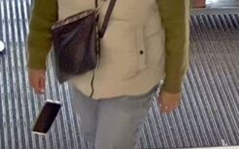 POL-MZG: Öffentlichkeitsfahndung nach zwei weiblichen Täterinnen. Zweifacher EC-Karteneinsatz nach vorangegangenen Geldbeuteldiebstahlshandlungen in Discountern mit einer Gesamtbeute von 4000EUR. - Foto: presseportal.de