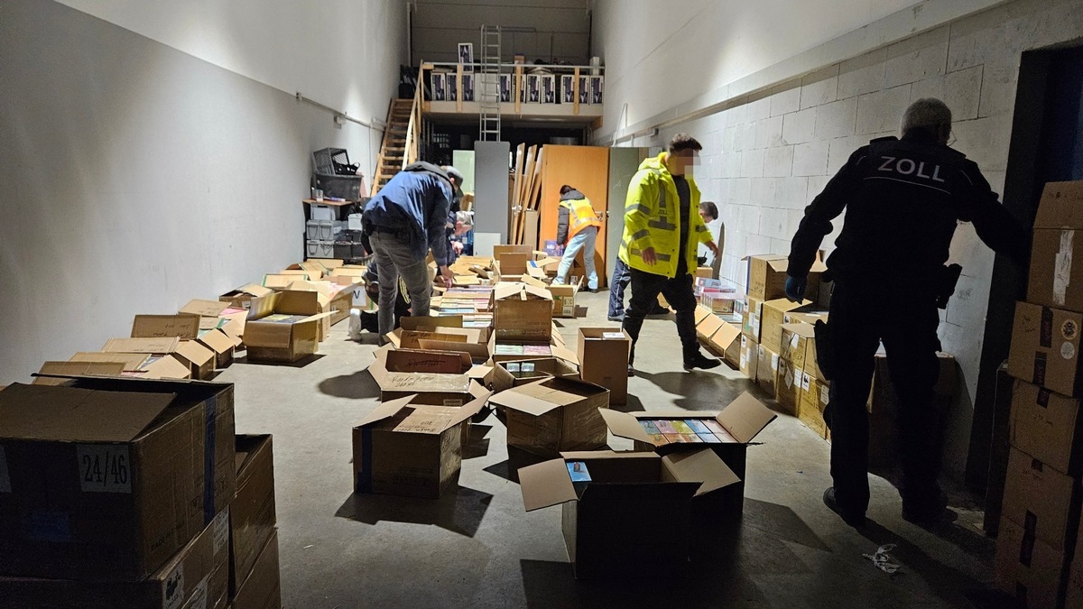 HZA-DO: Dortmunder Zoll stellt über 21.000 Einweg-E-Zigaretten und über 2.200 Dosen Snus sicher / Steuerschaden liegt bei über 71.000 Euro - Foto: presseportal.de