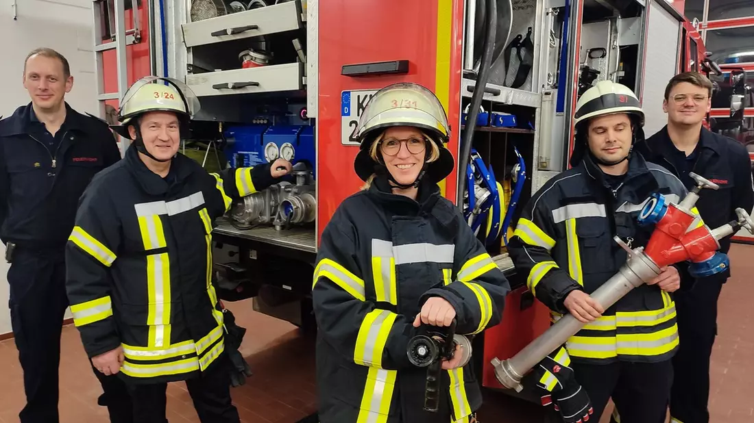 FW-KLE: Initiative trägt Früchte: In Till-Moyland findet die Feuerwehr echte Follower - Bild: presseportal.de