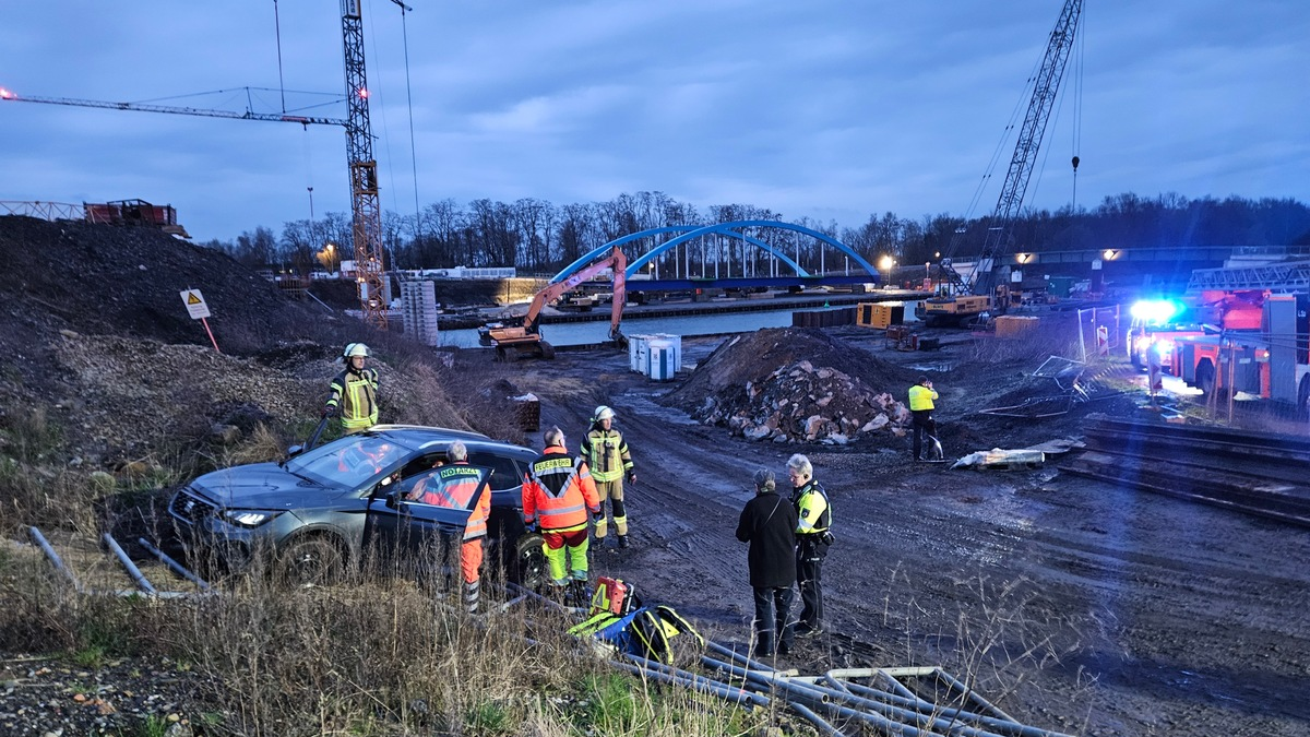 FW Datteln: Internistischer Notfall führt zu Unfall - Foto: presseportal.de