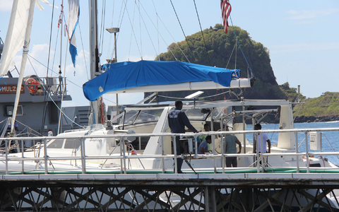 Die Hoffnung werde nicht aufgegeben, dass die US-Amerikaner noch am Leben seien, so Grenadas Polizeichef. - Foto: Kenton X. Chance/AP/dpa