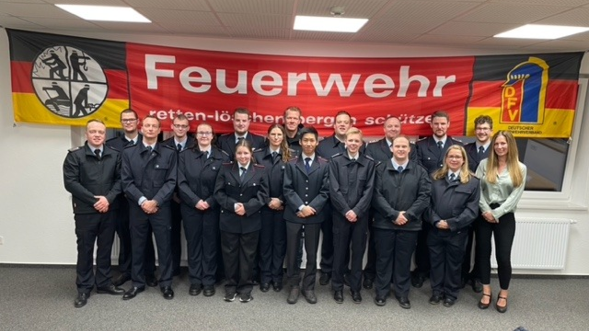 FFW Schiffdorf: Anstrengendes Jahr erfolgreich gemeistert - Ortsfeuerwehr Schiffdorf blickt auf 2023 zurück - Foto: presseportal.de