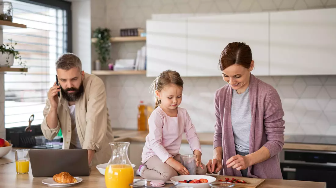 Kinder im Bewerbungsgespräch - Bild: Shutterstock über pressetext.de