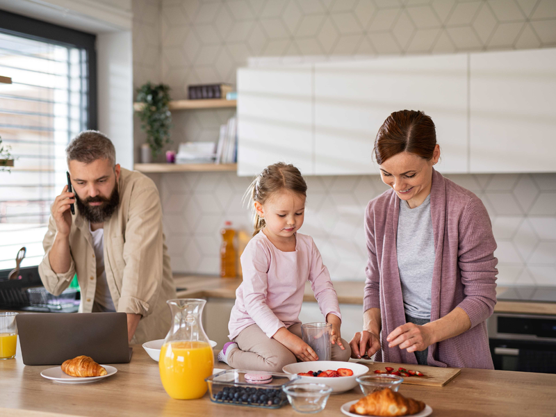 Kinder im Bewerbungsgespräch - Foto: Shutterstock über pressetext.de